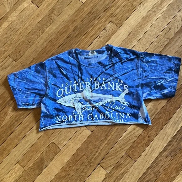 Outer Banks Tie-Dye Crop Top size medium - Picture 7 of 10